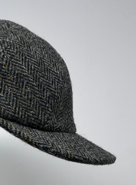 N°115_cap on hat rack_Le Panache Paris©