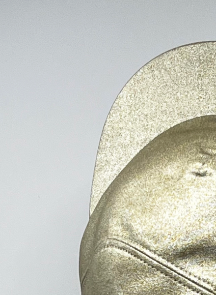 N°116_cap on hat rack_Le Panache Paris©